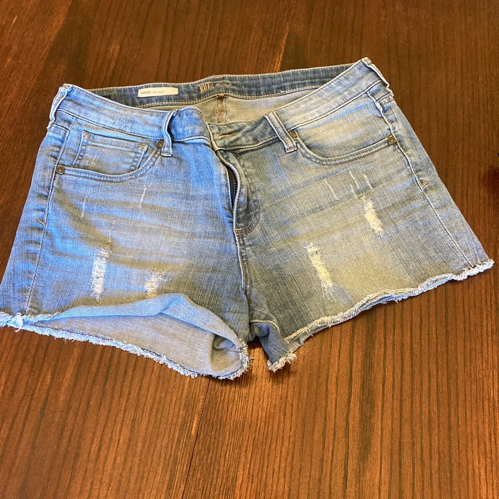 Gidget Frey Short KUT from the Kloth , size 10, 2.5 inch inseam